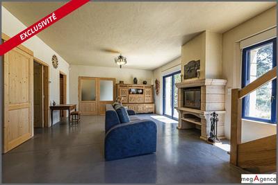 Maison en pierre - 108 m² - 4 pièces