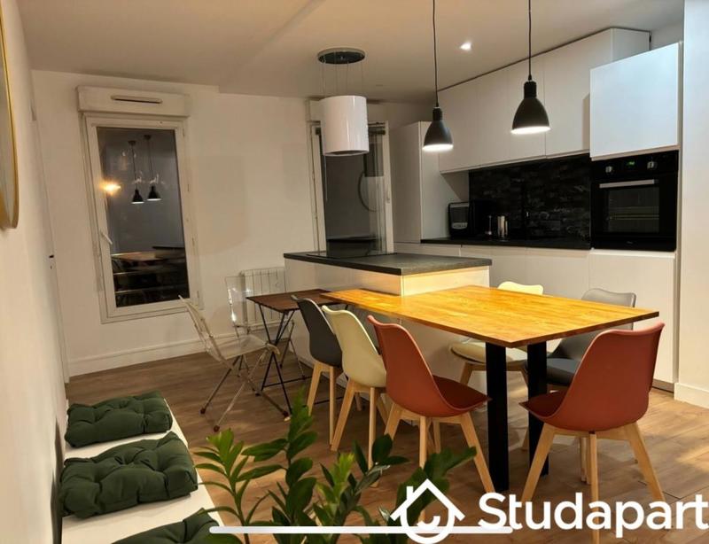 Chambre - 11 m² - 1 pièce