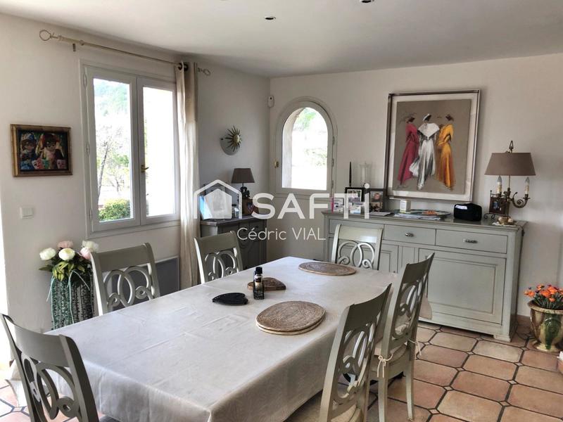Maison - 178 m² - 7 pièces