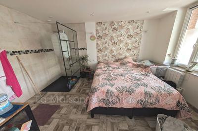 Maison en pierre - 139 m² - 7 pièces