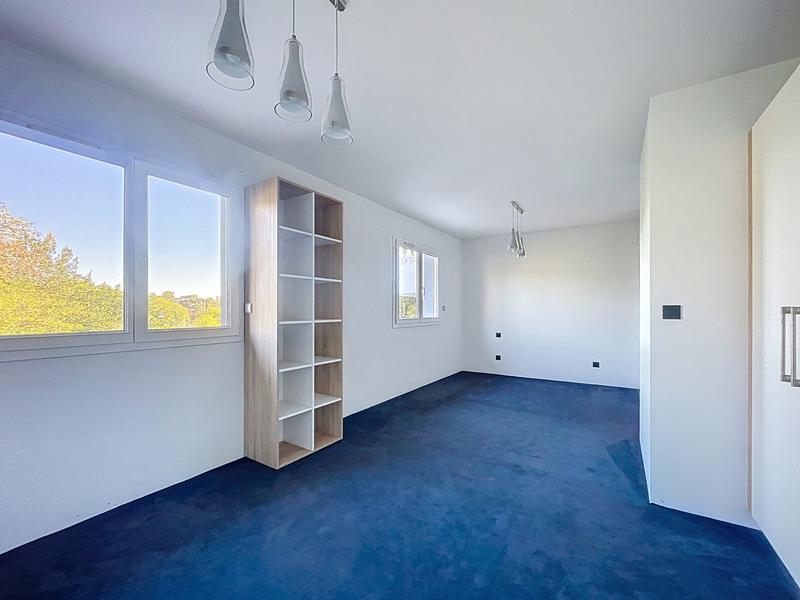 Maison - 200 m² - 6 pièces