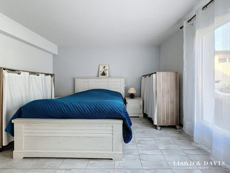 Maison - 252 m² - 6 pièces