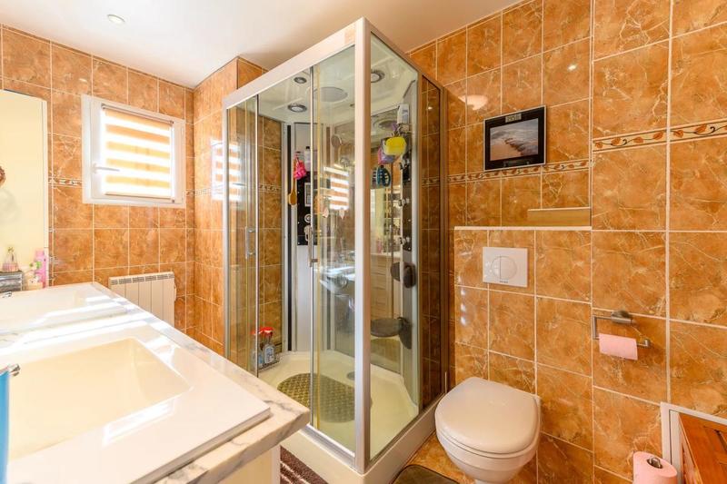 Maison - 86 m² - 5 pièces