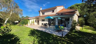 Maison - 175 m² - 5 pièces