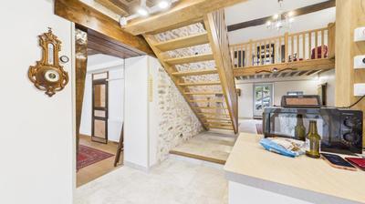 Demeure - 168 m² - 6 pièces