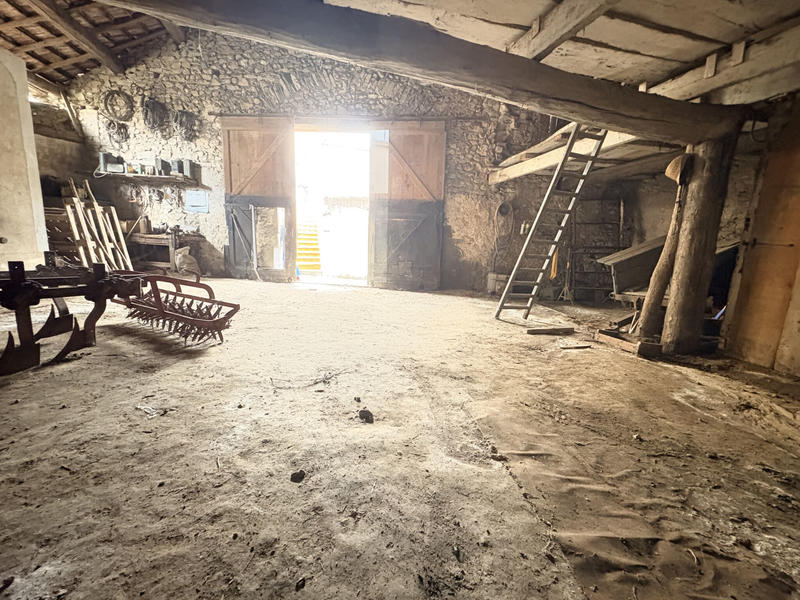 Maison de village - 103 m² - 1 pièce