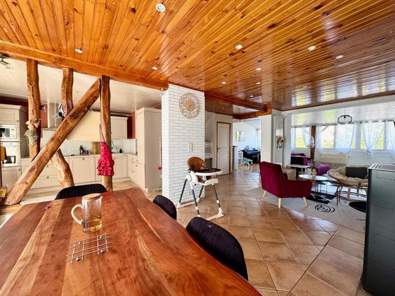 Maison - 154 m² - 6 pièces