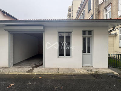 Parking / Garage - 32 m²