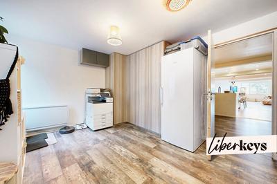 Duplex - 197 m² - 7 pièces