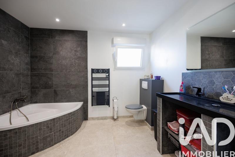 Maison - 109 m² - 4 pièces