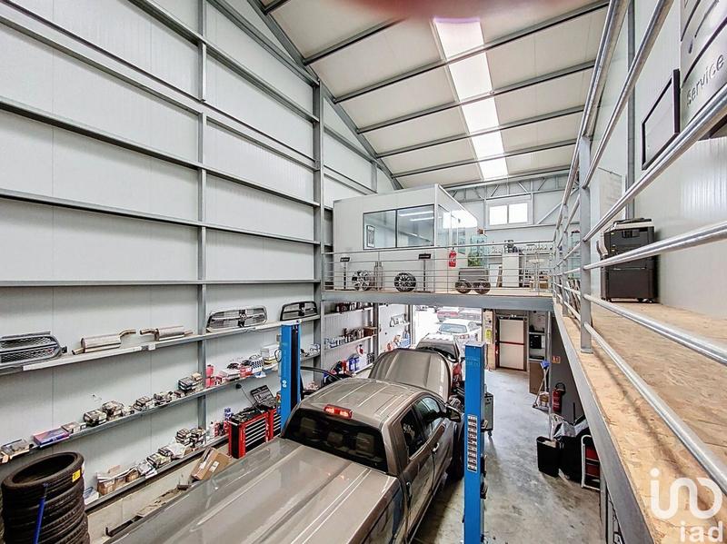 Local commercial - 204 m²