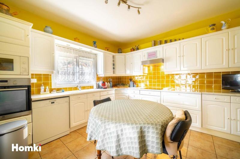 Villa - 166 m² - 6 pièces