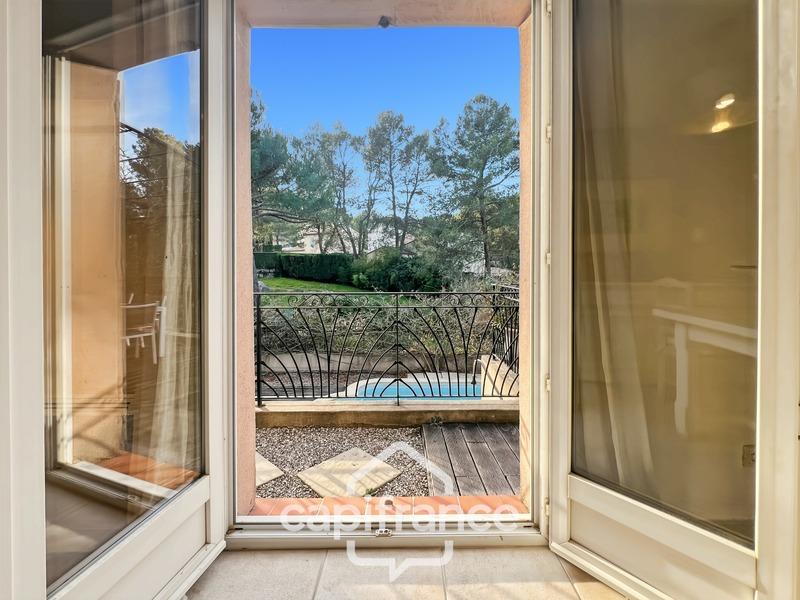 Villa - 95 m² - 4 pièces