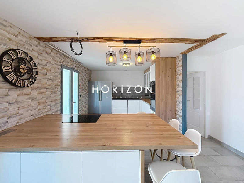 Maison - 88 m² - 4 pièces