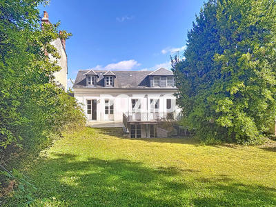 Maison - 163 m² - 6 pièces