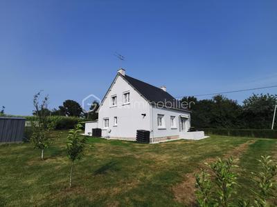 Maison - 121 m² - 5 pièces