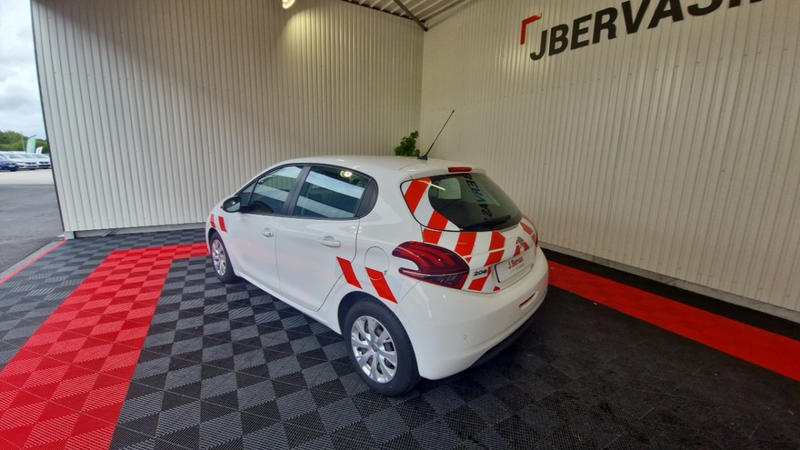 Peugeot 208 affaire Puretech 82 Ss Premium Pack