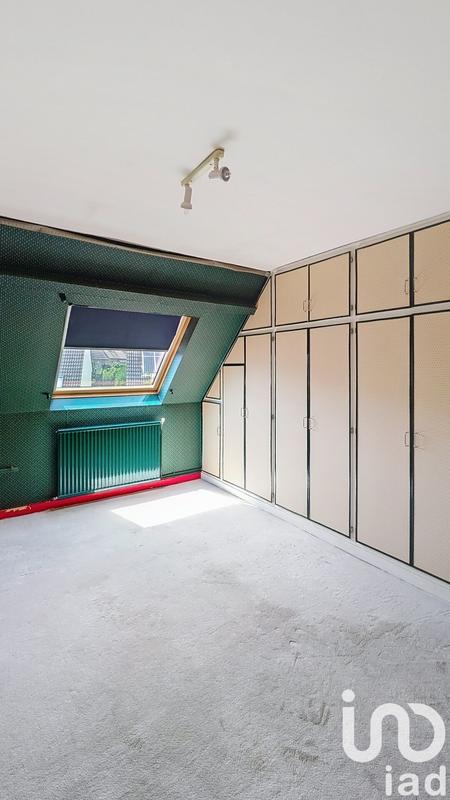 Maison - 211 m² - 8 pièces