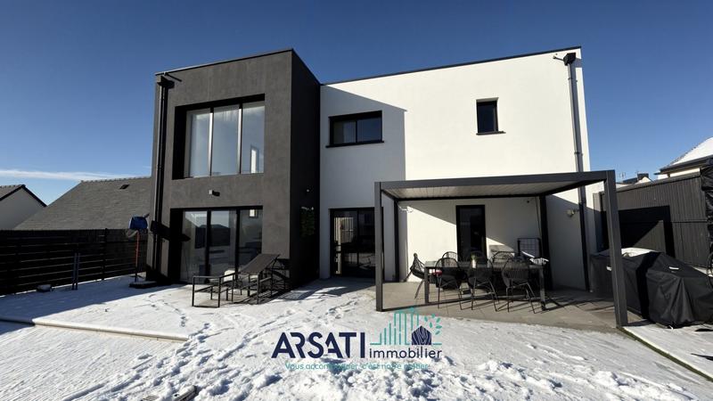 Maison contemporaine - 122 m² - 5 pièces