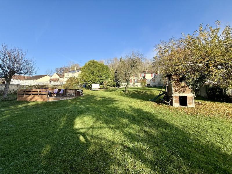 Maison - 100 m² - 5 pièces