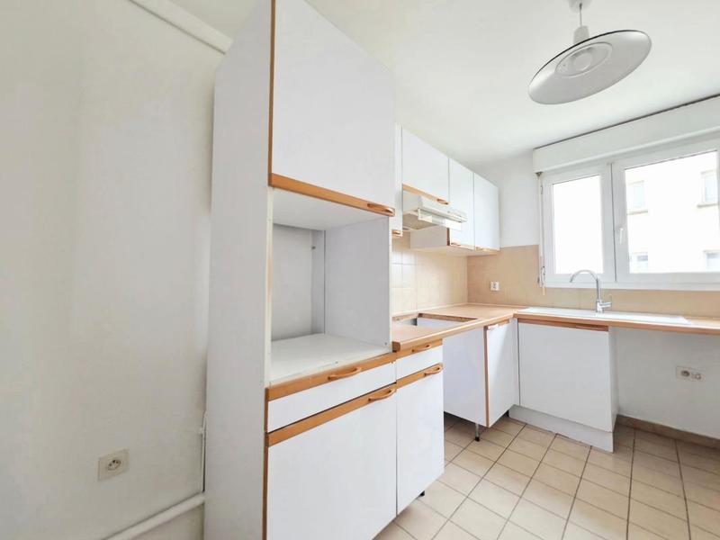 Appartement - 82 m² - 3 pièces