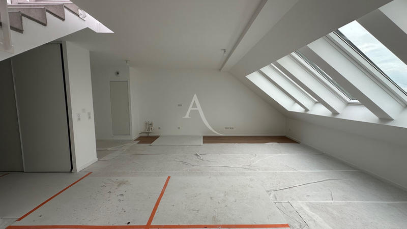 Appartement - 84 m² - 4 pièces