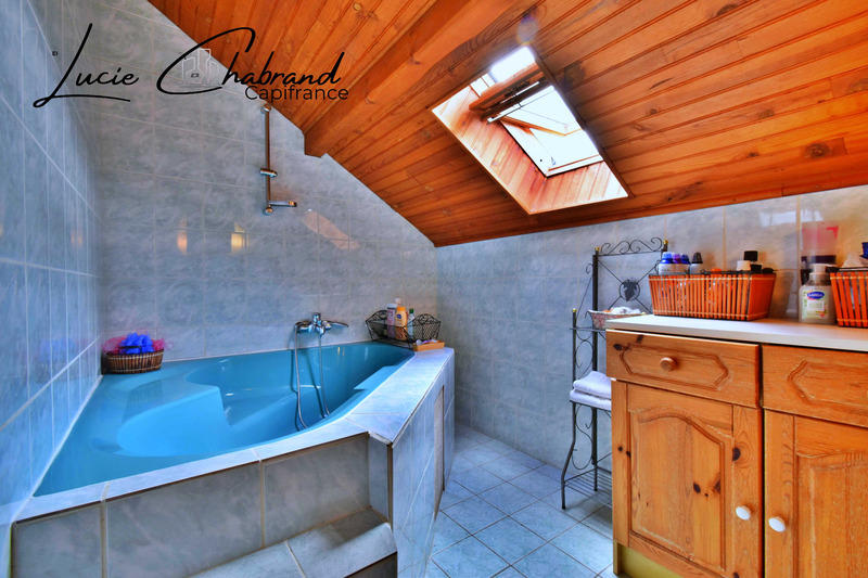 Châlet - 134 m² - 7 pièces