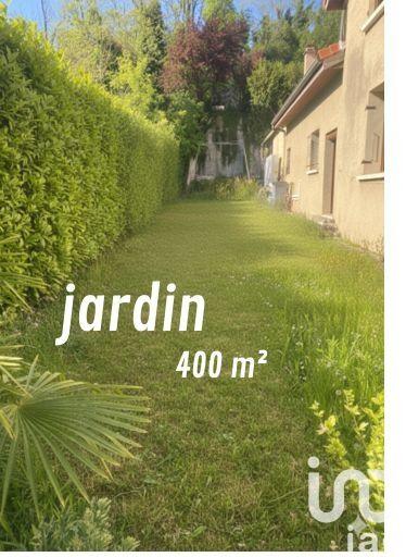 Maison - 254 m² - 7 pièces