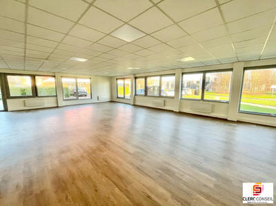 Bureau - 217 m²