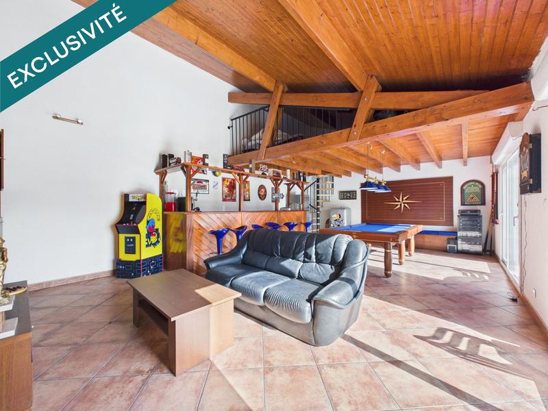 Maison - 134 m² - 5 pièces