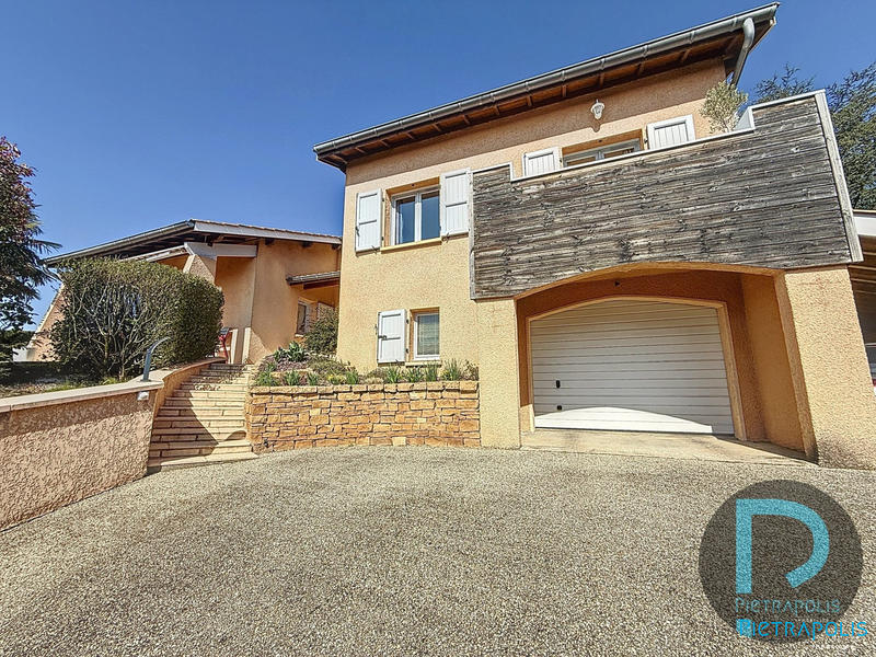 Villa - 125 m² - 5 pièces