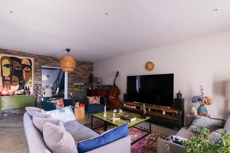 Maison contemporaine - 174 m² - 6 pièces