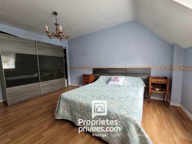 Maison - 183 m² - 6 pièces