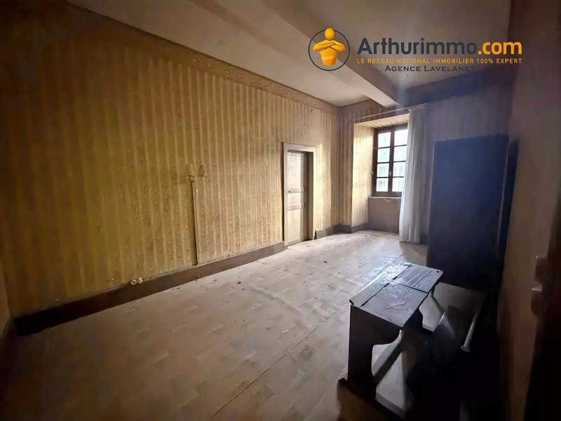 Maison - 346 m² - 21 pièces