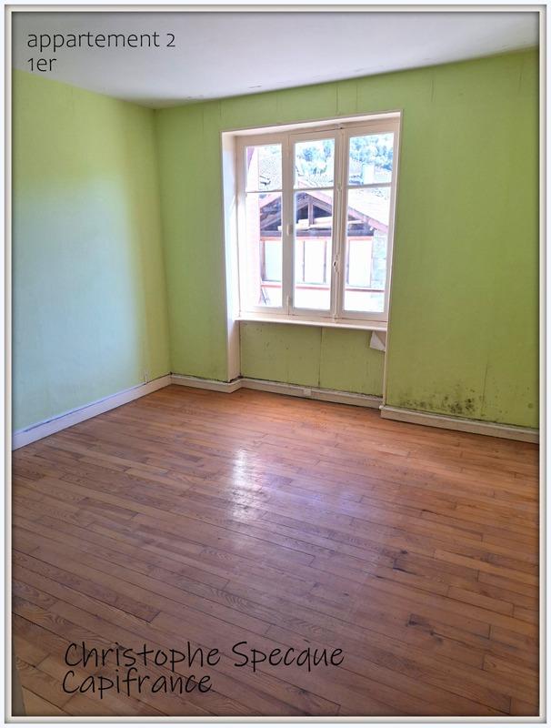 Immeuble - 138 m² - 6 pièces