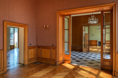 Appartement - 630 m² - 9 pièces