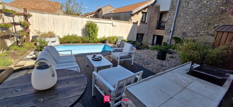 Maison - 138 m² - 6 pièces