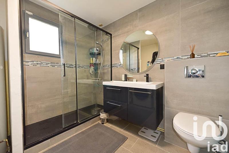 Maison - 102 m² - 5 pièces