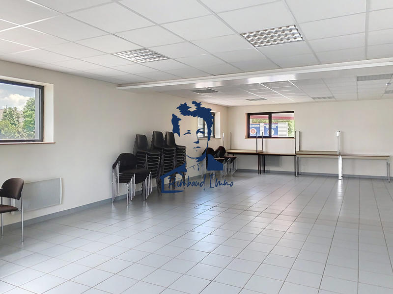 Local d'activités - 300 m²