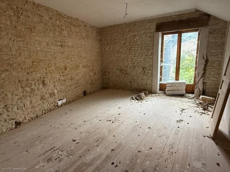 Maison - 194 m² - 5 pièces