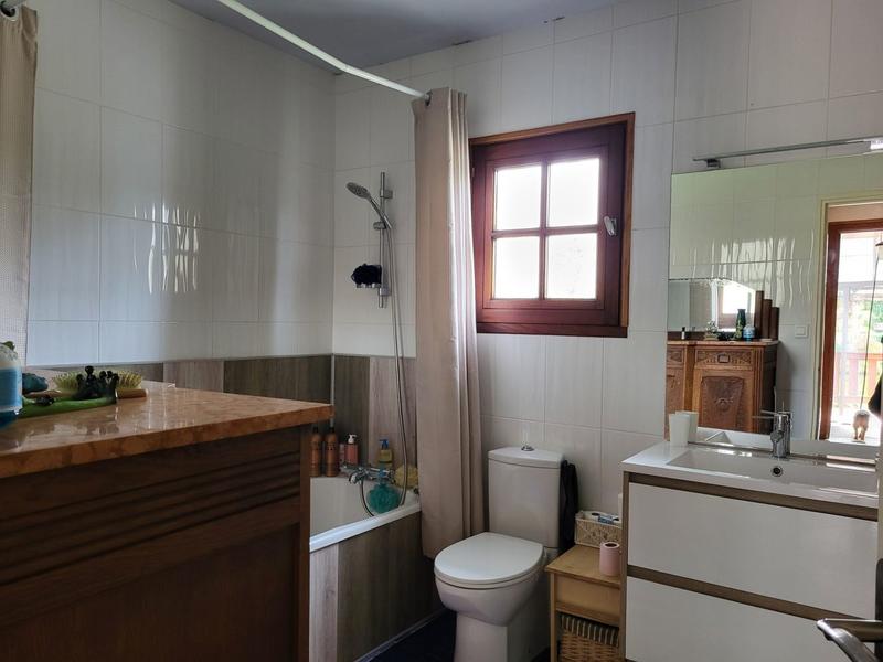 Maison - 300 m² - 7 pièces