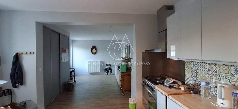 Propriété - 650 m² - 8 pièces