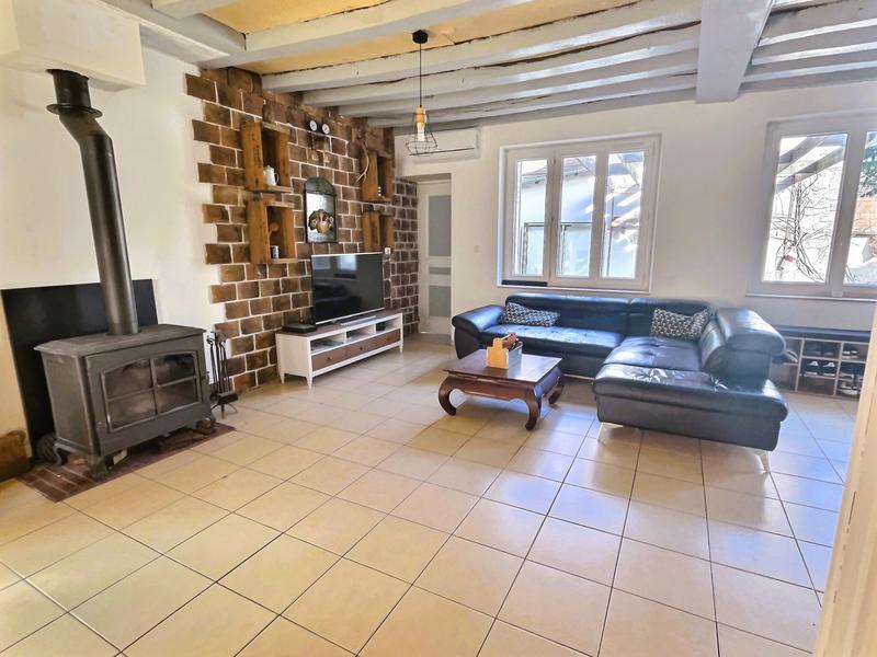 Maison - 100 m² - 5 pièces