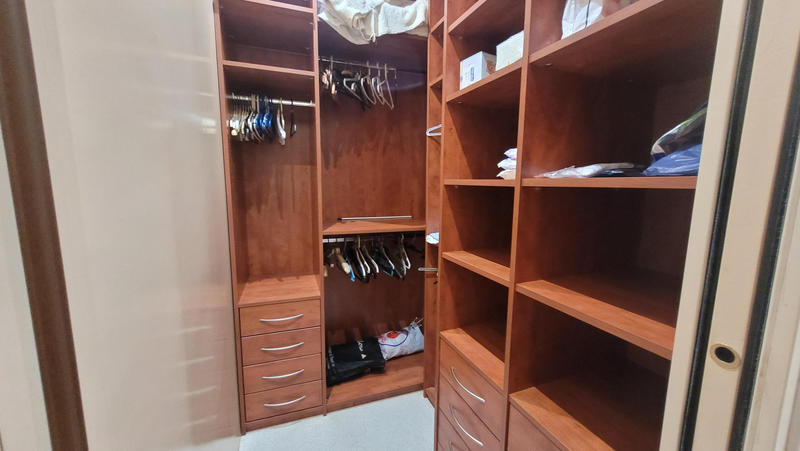 Propriété - 226 m² - 7 pièces