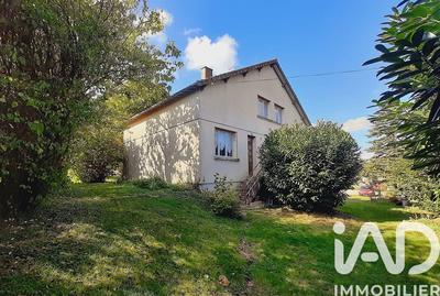 Maison - 167 m² - 8 pièces