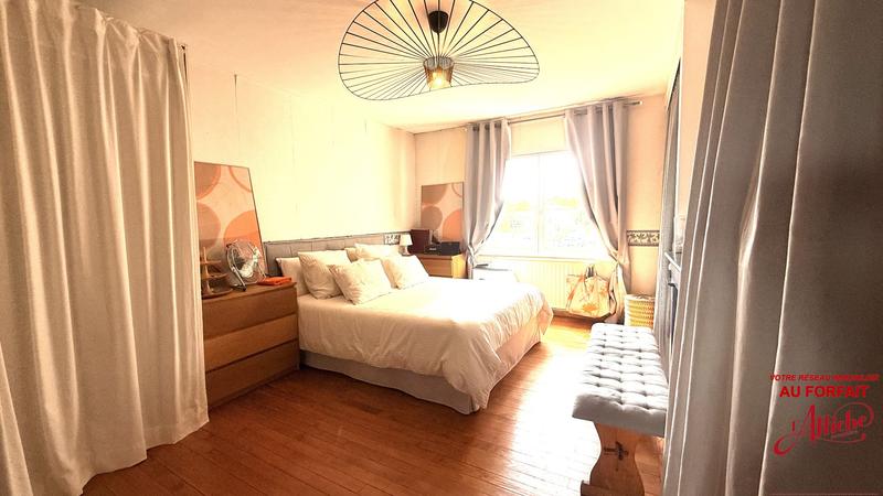 Maison - 245 m² - 7 pièces