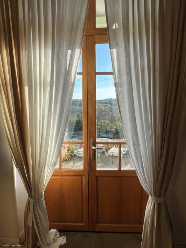 Maison ancienne - 199 m² - 7 pièces