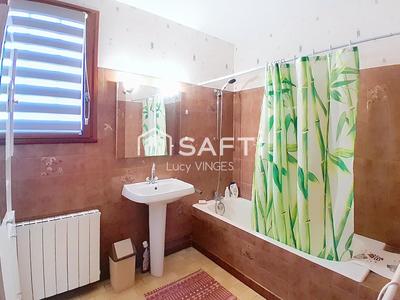 Maison de village - 125 m² - 6 pièces