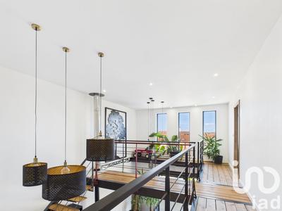 Maison - 182 m² - 7 pièces