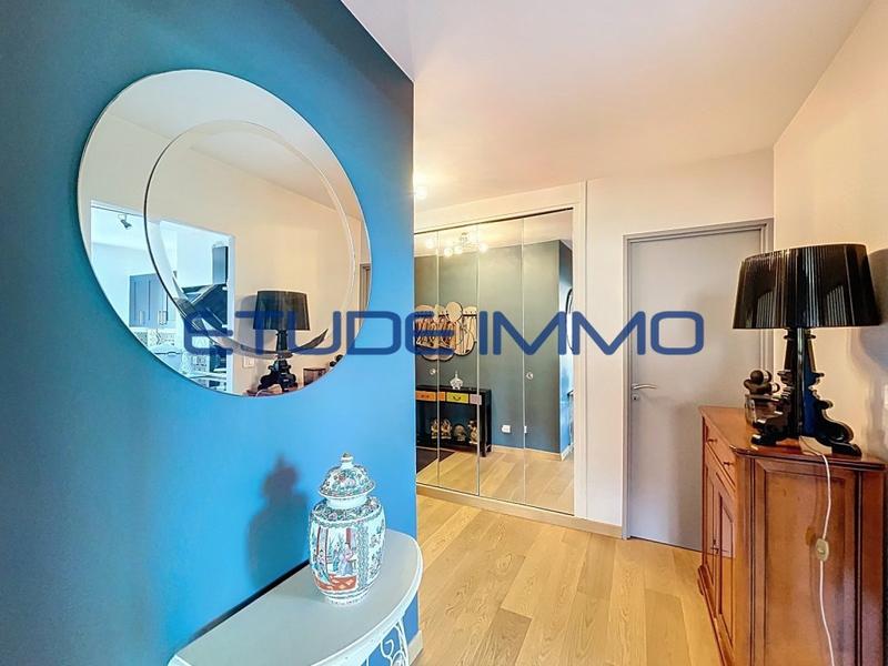 Appartement - 80 m² - 3 pièces